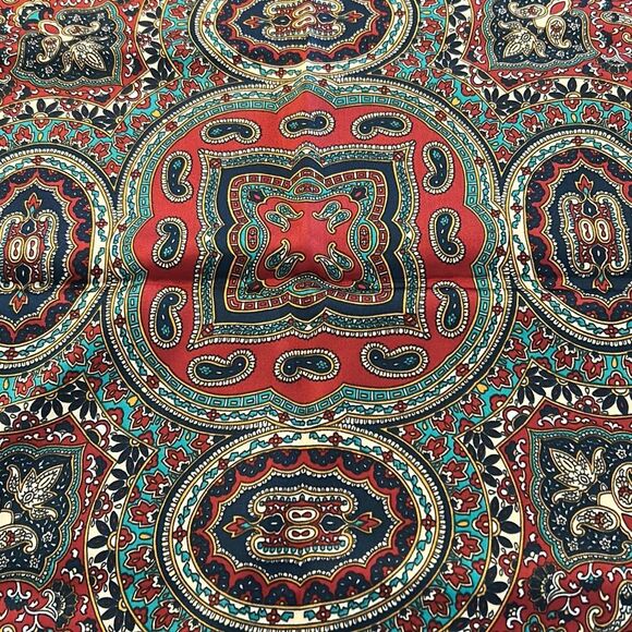 Italian Paisley Scarf - Picture 2 of 6